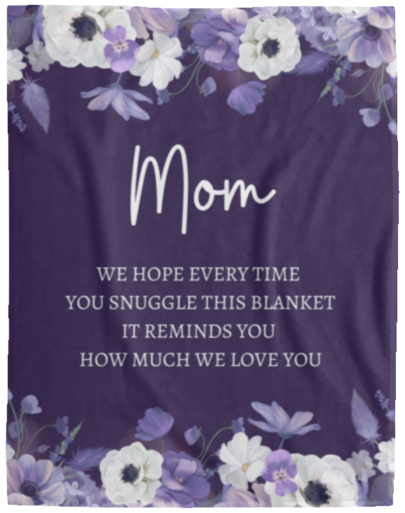 A Hug in Every Stitch: Cozy Blanket for Mom with a Heartfelt Message